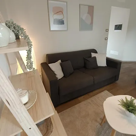 Casa Nina Nuovo In Centro Di Apartment
