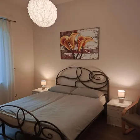 Casa Nina Nuovo In Centro Di Apartment Bra