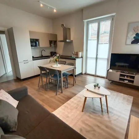 Casa Nina Nuovo In Centro Di Lägenhet Bra