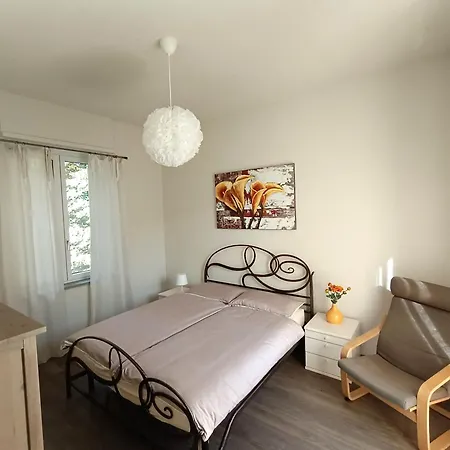 Casa Nina Nuovo In Centro Di Bra